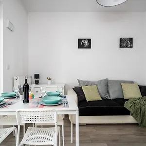 prymasa-street-apartament.warsawhotelspoland.com/